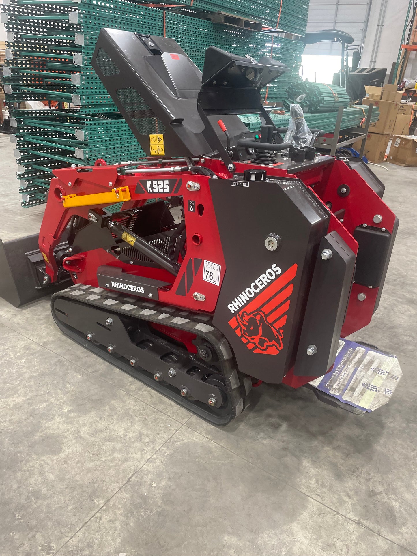 Rhinoceros Skid Steer Loader RH925 with Kubota Diesel Engine