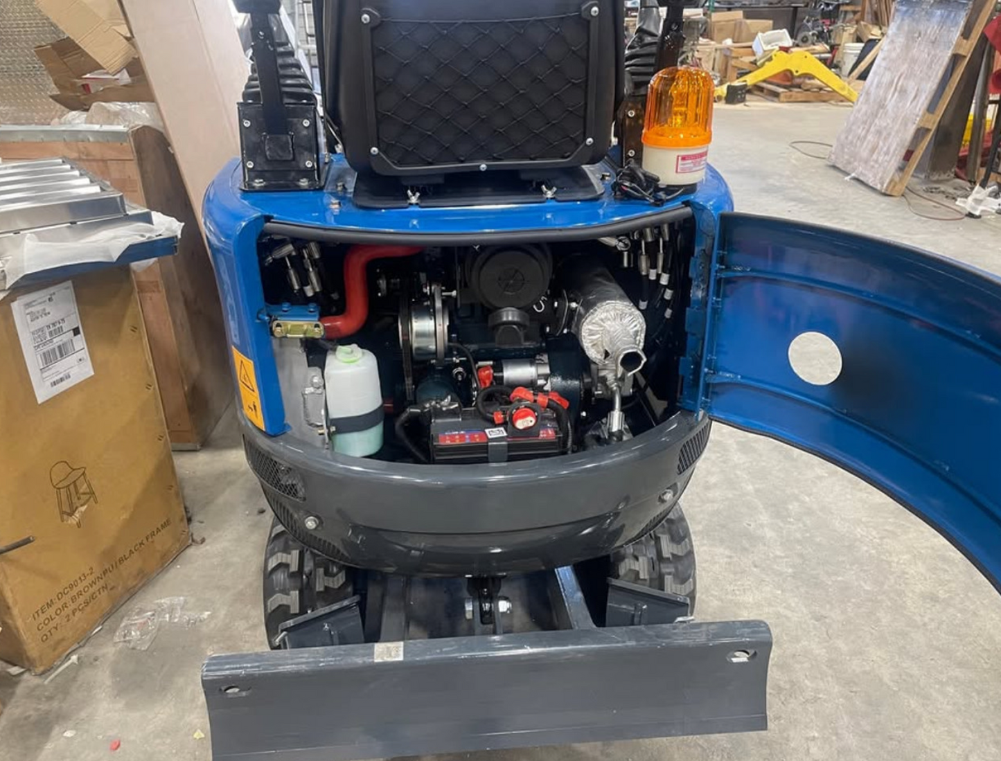 Rippa R10 Kubota Diesel engine Excavator, Hydraulic Thumb/Bucket/Telescopic Track/Swing Boom