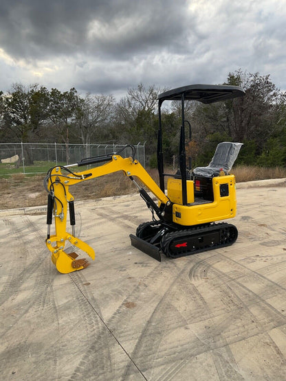 1 TON R319 Mini Excavator w/ Canopy:B&S XR210 EPA Gas Bucket/Hydraulic Thumb
